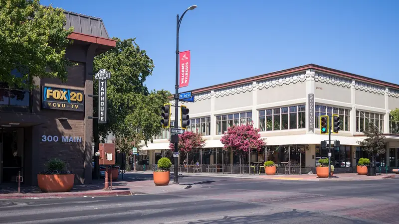 Chico, W. 3rd and Main (2024)-L1005763