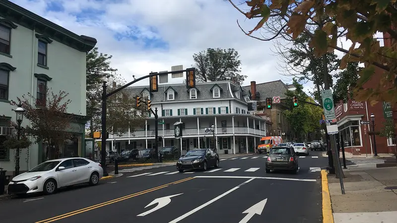 Main Street NB at State Street Doylestown