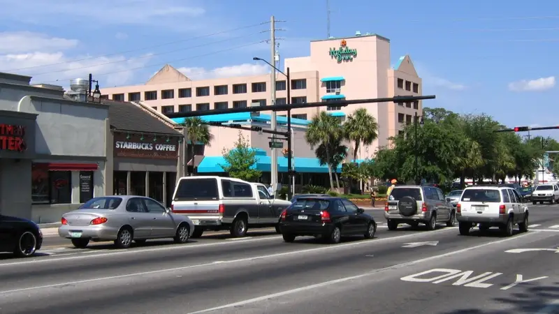 Dsg Gainesville 13th and University Intersection Approach 20050507