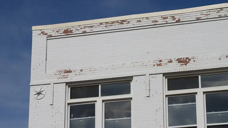 Building in downtown Laramie (5907096902)