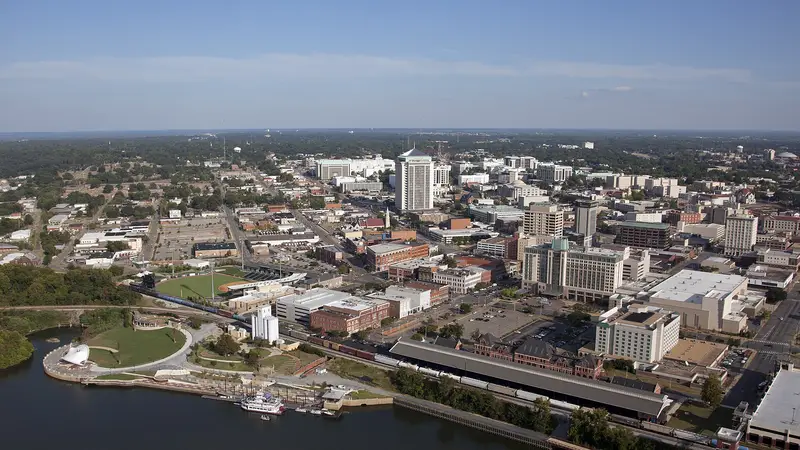 Aerial view of Montgomery, Alabama LCCN2011646683