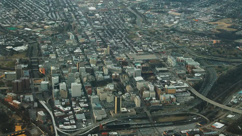 Richmond, Virginia - Facing West (32664969852)