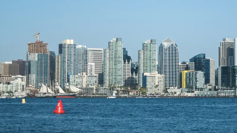 San Diego skyline 18 (cropped)
